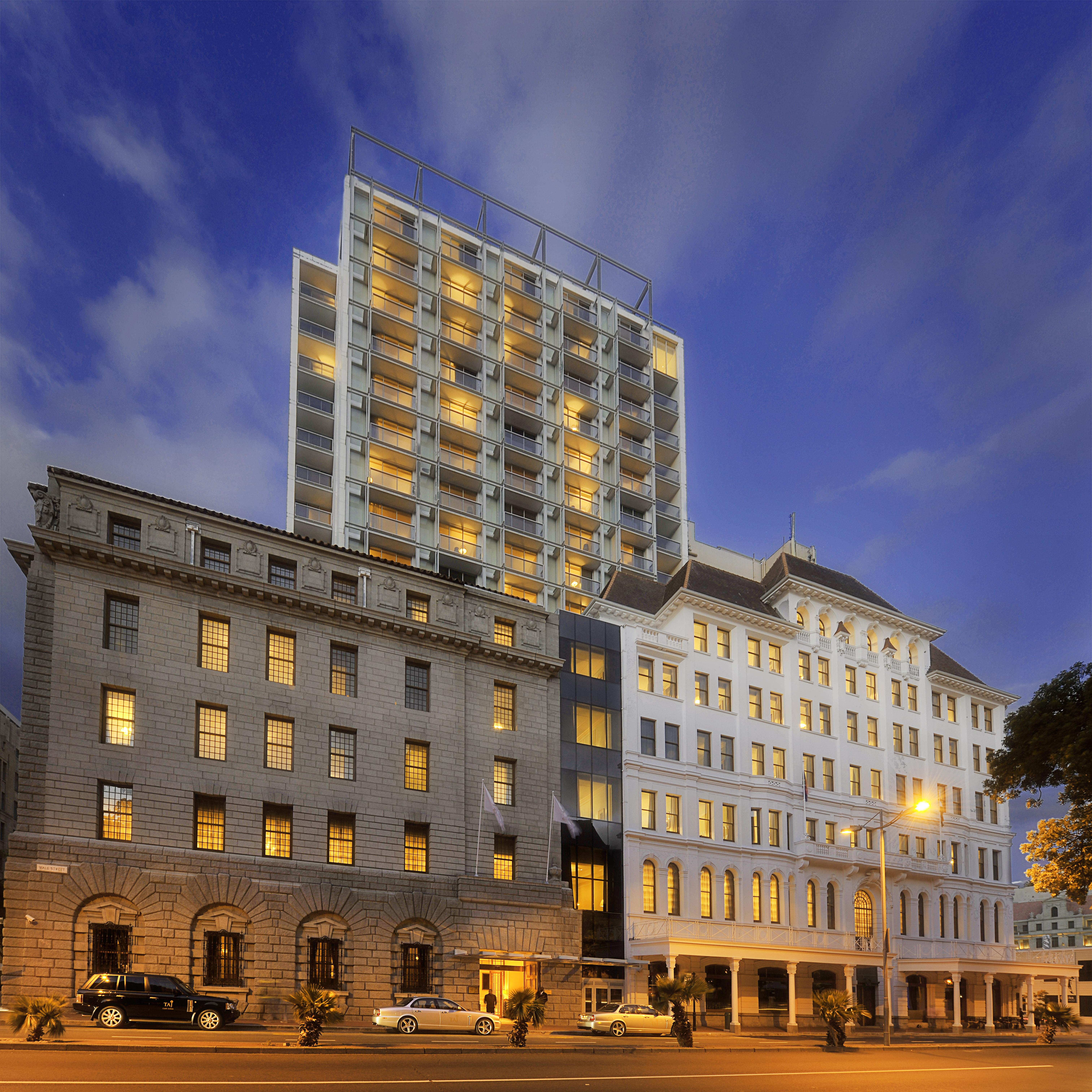 Taj Cape Town Hotel Exterior photo